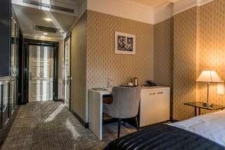 Отель Wall Street by Ribas Одесса Стандартный двухместный номер с 1 кроватью-2