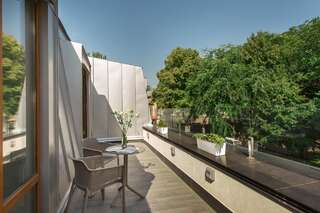 Отель Wall Street by Ribas Одесса Улучшенный двухместный номер с 1 кроватью и террасой-5